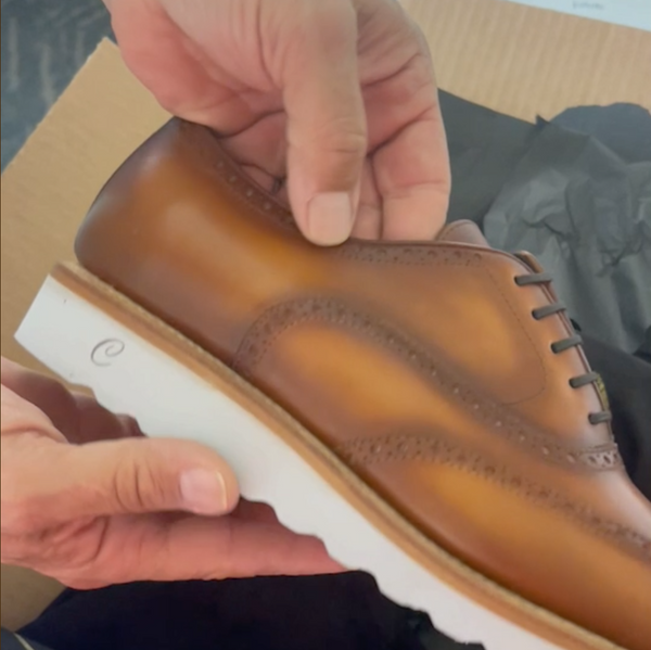 CAFFARO UNBOXING - KEVIN BROWN